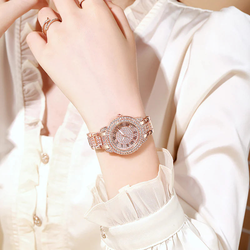 Classic Golden Diamond Wrist Watch