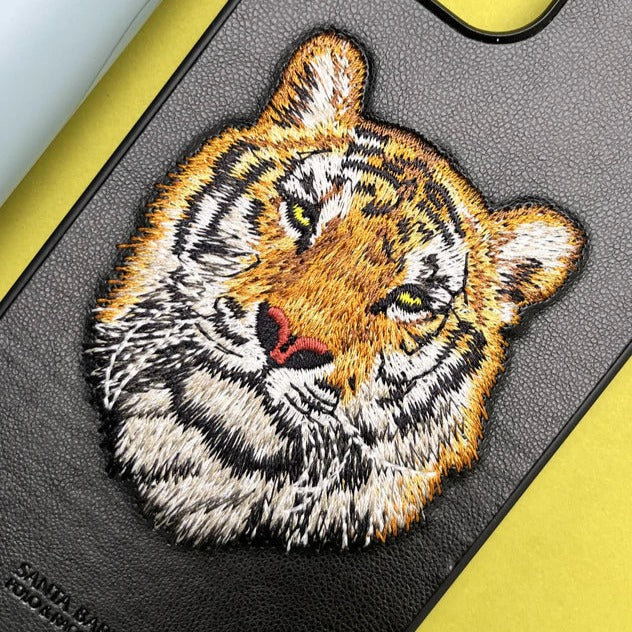 Santa Barbara Leather Tiger Case Cover for Apple iPhone 14 Series